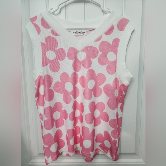 Andi Flower Knitted V Neck Tank Top, Size Large - Picture 4 of 7
